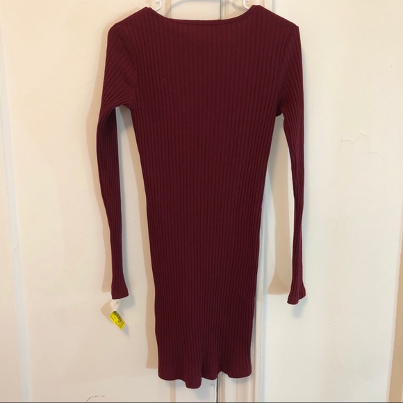 Kendall & Kylie ribbed maroon dress, long-sleeve - Picture 3 of 4